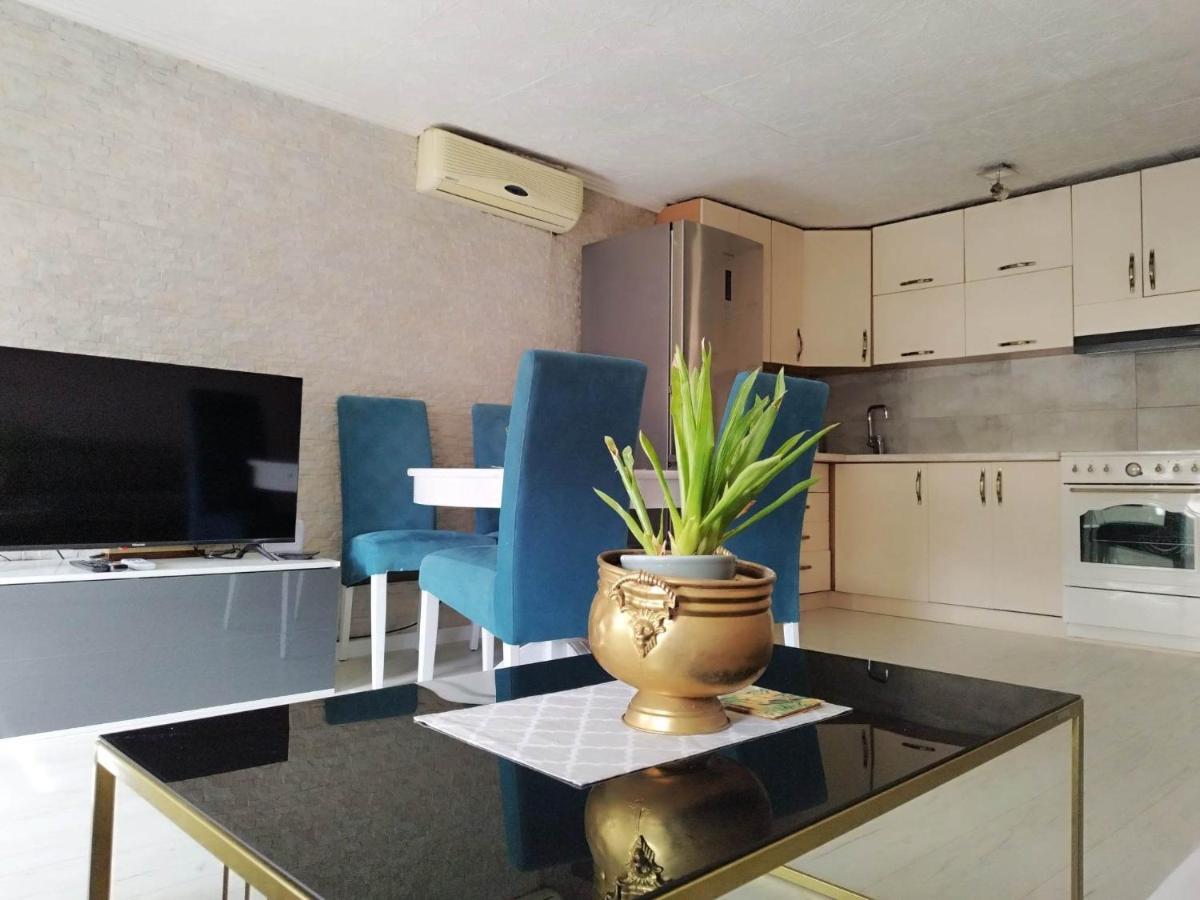 Apartment With Garden Hanja Мостар Екстериор снимка